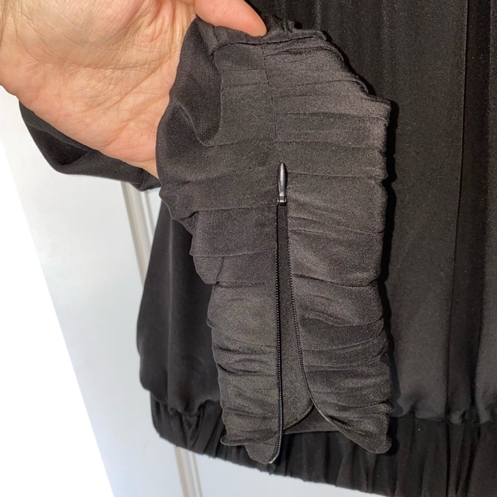 Redemption Open Back Blouse - Picture 5 of 7